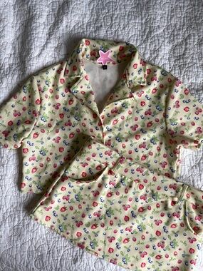 NWT O Mighty Cute Fruit Print Matching Set